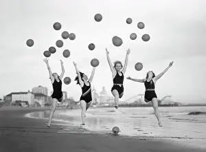 Party Balloon Prints: Balloon Dancers on Long Beach
