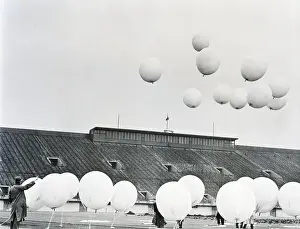 Balloon Prints: Balloons To Measure Cosmic Rays