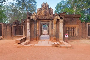 Images Dated 27th February 2016: Banteay Srei Entrance Gate