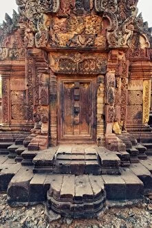Images Dated 20th February 2007: Banteay Srei temple, Angkor Wat