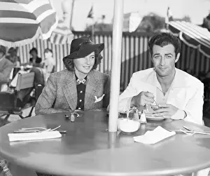 Tournament Prints: Barbara Stanwyck and Robert Taylor Seated