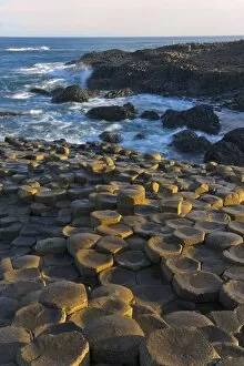 Images Dated 27th January 2010: Basalt Rock Formation, Giants Causeway