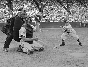 Baseball Gimmick Utilizing Dwarf for Small Strike Zone