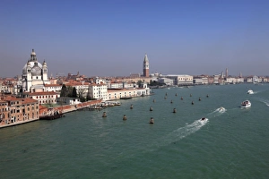Images Dated 21st April 2015: Basilica di Santa Maria della Salute