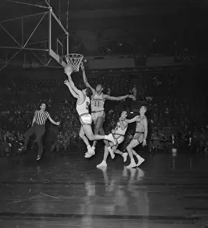 Blocking Prints: Basketball Game Between Philadelphia and Syracuse