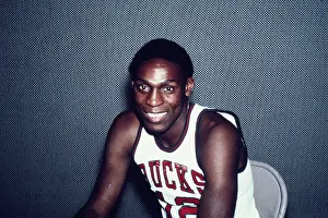 Huty32274 Prints: Basketball Player Ron Williams