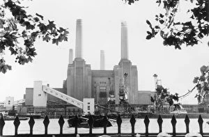 Iconic Art Deco Battersea Power Station Collection: Battersea Landmark