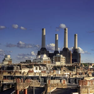 Images Dated 21st July 2010: Battersea Power Station
