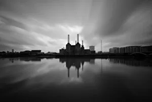 Iconic Art Deco Battersea Power Station Collection: Battersea Power Station