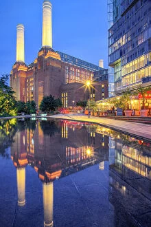Iconic Art Deco Battersea Power Station Collection: Battersea Power Station, London, United Kingdom