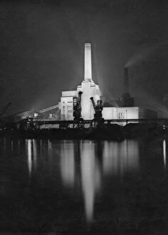 Iconic Art Deco Battersea Power Station Collection: Battersea Power Station Night View