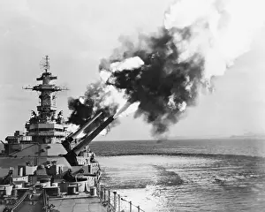 Artillery Prints: Us Battleship Lets Go With Six-Gun Salvo