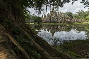 Standing Water Gallery: Bayon temple