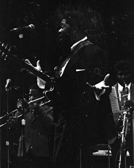 BB King Performing
