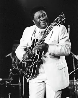BB King Performing On The Midnight Special