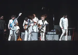 Beach Boys Perform With Bruce Johnston