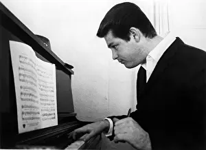 Acr071588 Prints: Beach Boys Singer Practicing