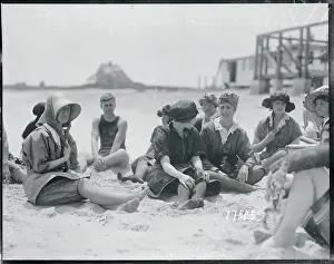 Narragansett Prints: Beach Goers