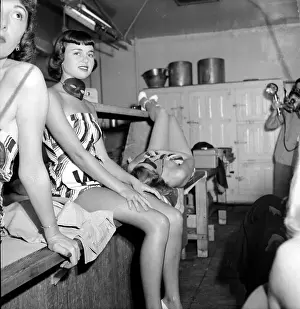 5 7 15 Beautifullegscompetition Prints: Beautiful Legs Contest At Casino Gardens In LA