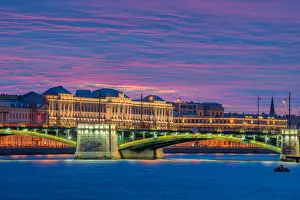 Images Dated 31st October 2015: The Beautiful Saint Petersburg City