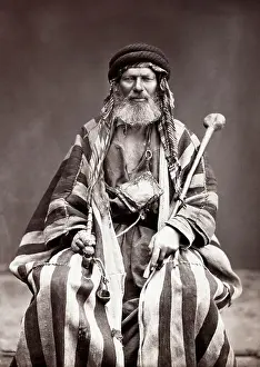 Outfit Prints: Bedouin Man