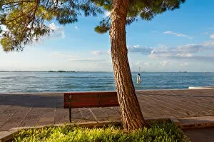 Images Dated 17th June 2016: A bench in the quiet place in front of Venice lagoon