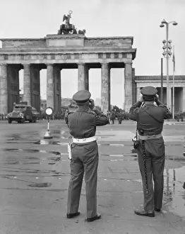 Diry 17504 Prints: Berlin Partitioned