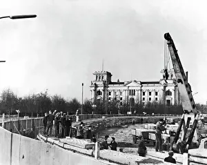 Berlin Wall Construction