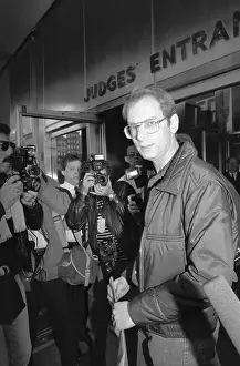 Courthouse Prints: Bernhard Goetz Arriving at Trail