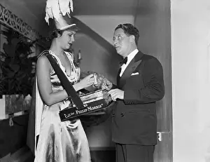 Cotton Prints: Bert Wheeler Buying Cigarettes