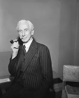 Bertrand Russell Smoking Pipe