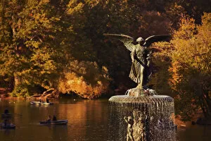 Central Park, New York Gallery: Bethesda fountain in Central Park, New York, USA
