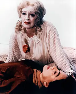 Lac0040 Prints: Bette Davis And Joan Crawford In What Ever Happened To Baby Jane?