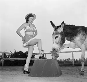 Lac0129 Prints: Betty Ames and Jackson