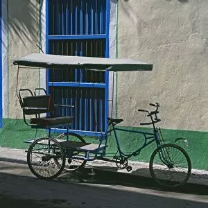 bicycle, cuba, cycle taxi, day, havana, nobody, old-fashioned, outdoor, parked, road