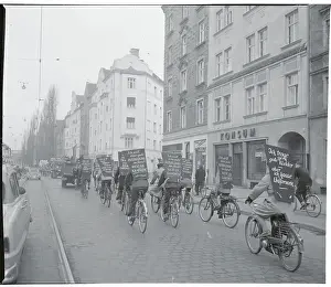 Munich Prints: Bicyclists Riding through Munich