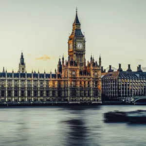 Images Dated 11th October 2014: Big Ben and Houses of Parliament at sunset