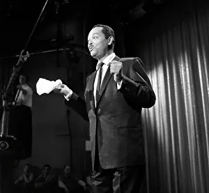 Acr07160becks Prints: Billy Eckstine Performing