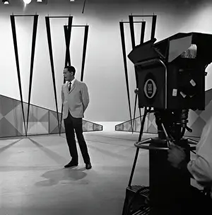 Acr07160becks Prints: Billy Eckstine Performing
