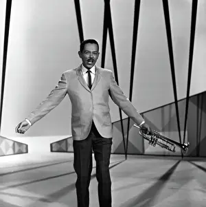 Acr07160becks Prints: Billy Eckstine Performing