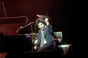 Billy Joel Performing