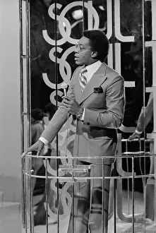 Huty31078 Prints: Billy Paul/Brick Soul Train On Set