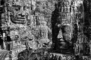 Images Dated 10th April 2016: black and white buddha carving face of bayon temple the poppular temple