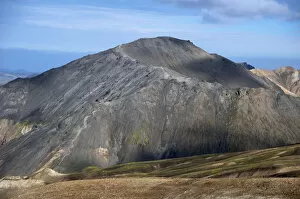 Volcanism Gallery: Blahnukur volcano and rhyolite mountains, Landmannalaugar, Fjallabak Nature Reserve, Highlands