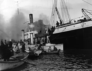 Thessaloniki Prints: Blazing Ship