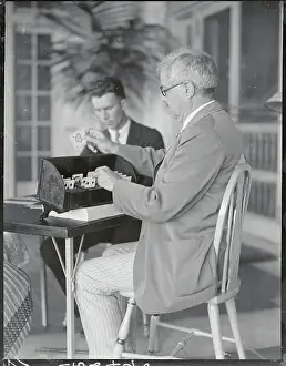 Lodgings Prints: blind Man Playing Bridge