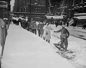 Huty30058 Prints: Blizzard Hits New York