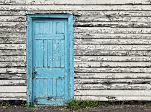 Images Dated 18th October 2015: The blue door