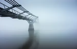 World Famous Bridges Collection: Out of the Blue, London