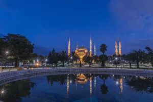 Images Dated 29th September 2015: The Blue Mosque in Istanbul, Turkey